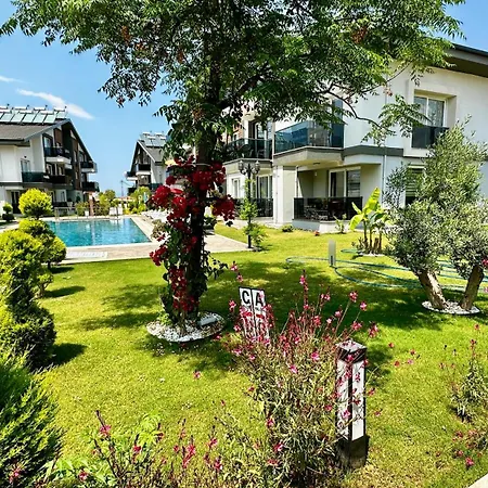 Апартаменты With Large Pool In Фетхие