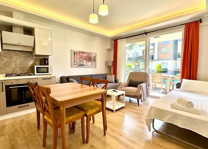 With Large Pool In Apartment *